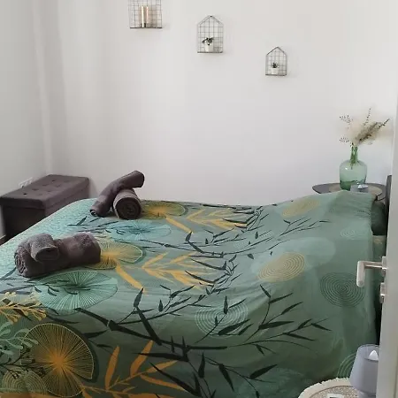 4 Personnes Maximum Sotta